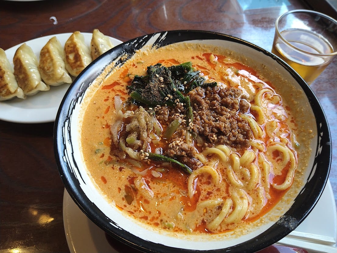 新潟市中央区かなみ屋の四川担々麺