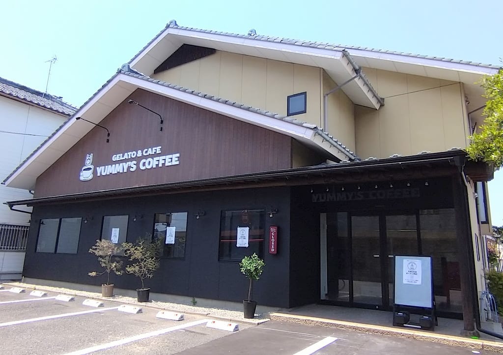 新潟市中央区沼垂東YUMMYSCOFFEE