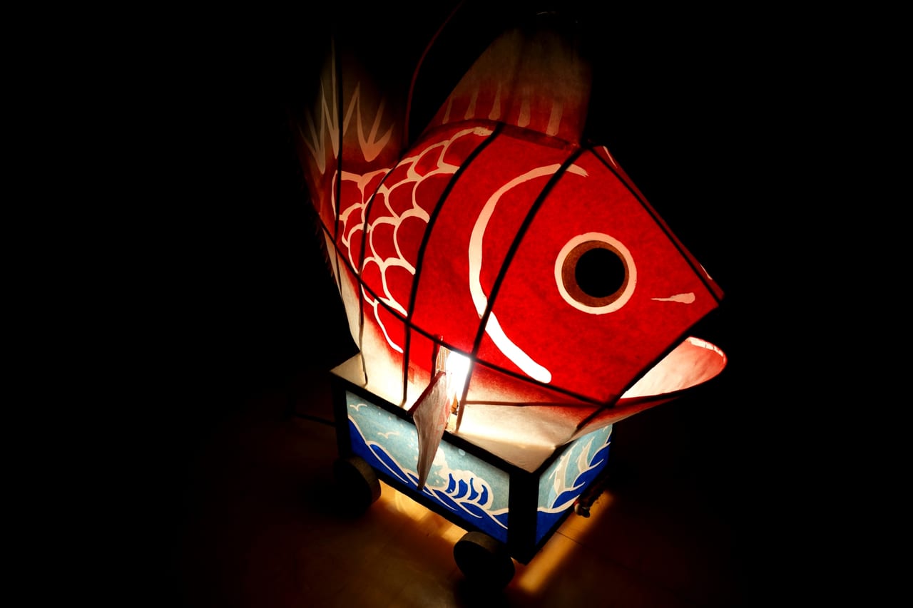 新潟市西蒲区巻地区の伝統玩具の鯛車のイメージ画像
