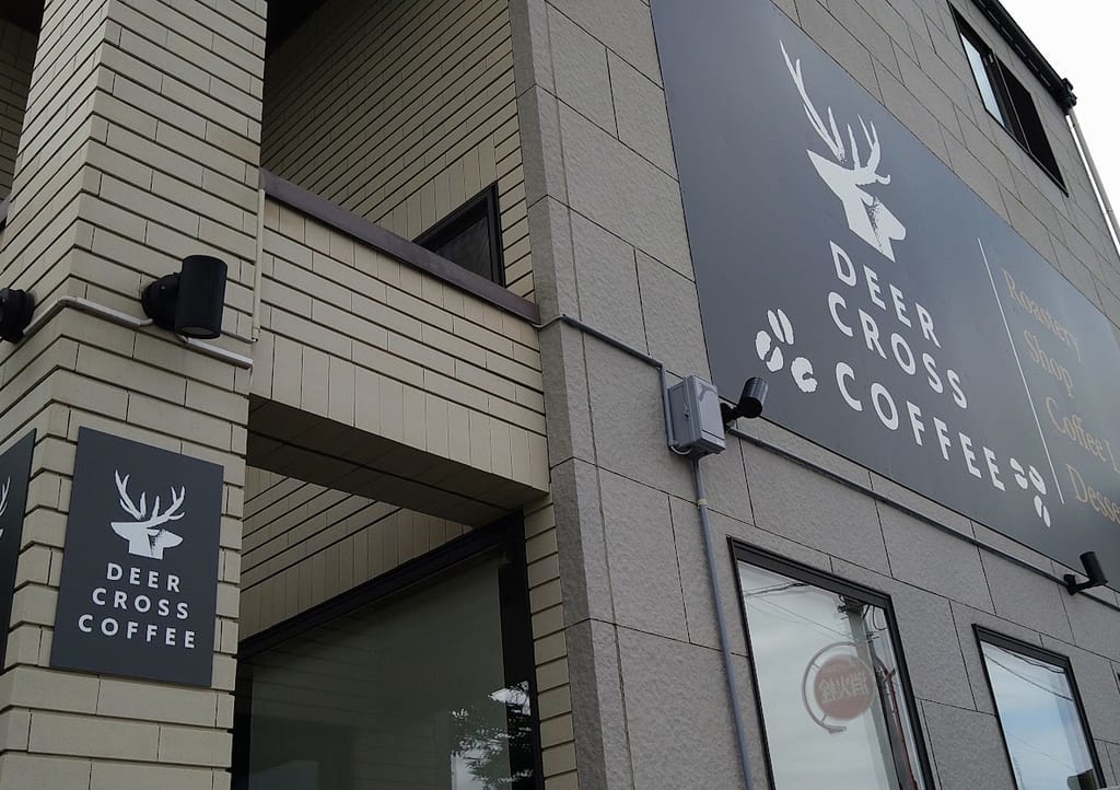 新潟市中央区のDEERCROSSCOFFEEの外観