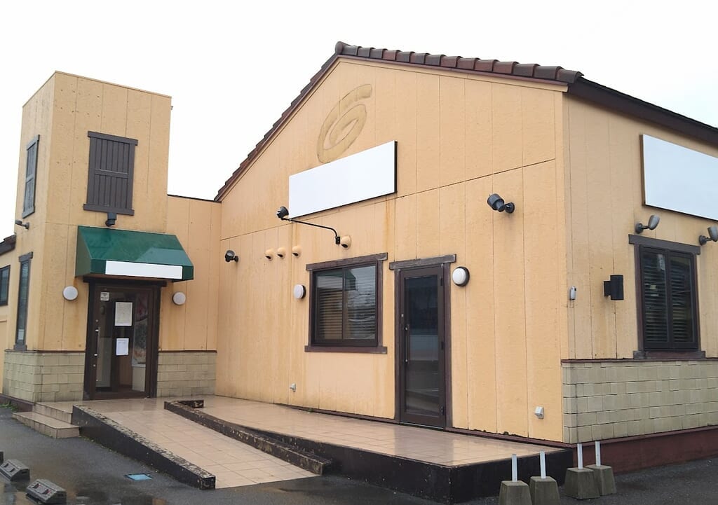 新潟市東区のグラッチェガーデンズ新潟大形本町店跡地の外観