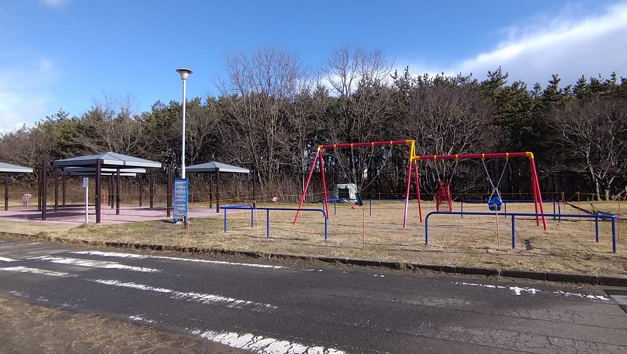 新潟市中央区の西海岸公園の遊具