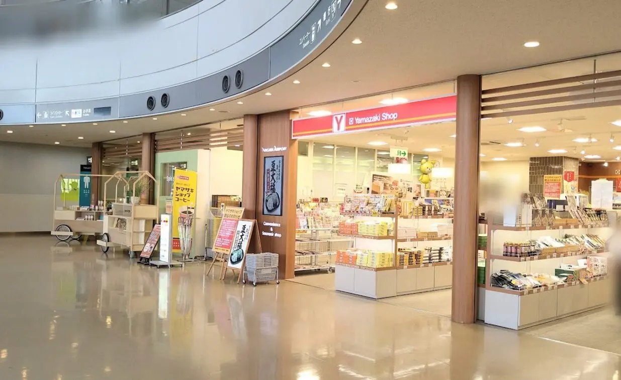 新潟市東区のヤマザキショップ新潟空港店の外観