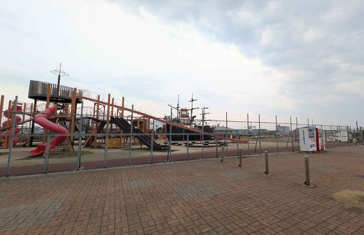 新潟市東区臨港町の山の下みなとランド