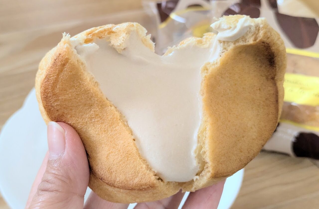 大阪屋のコーヒー牛乳シュークリーム