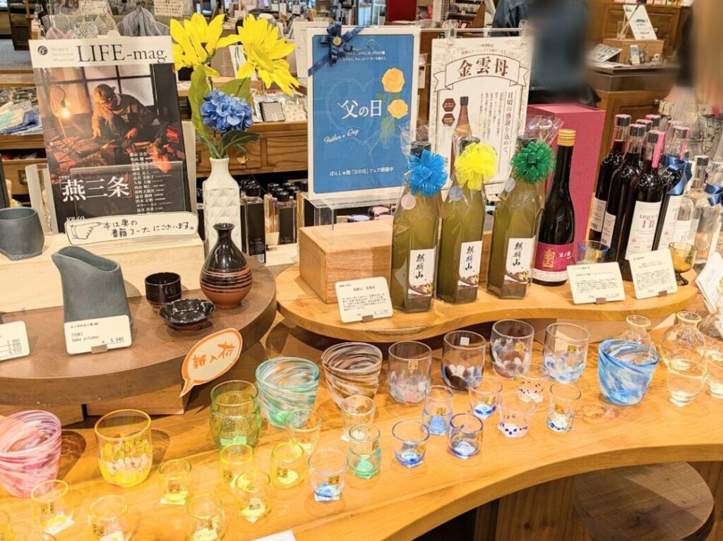 新潟市中央区新潟駅構内のCoCoLo新潟のぽんしゅ館 クラフトマンシップ