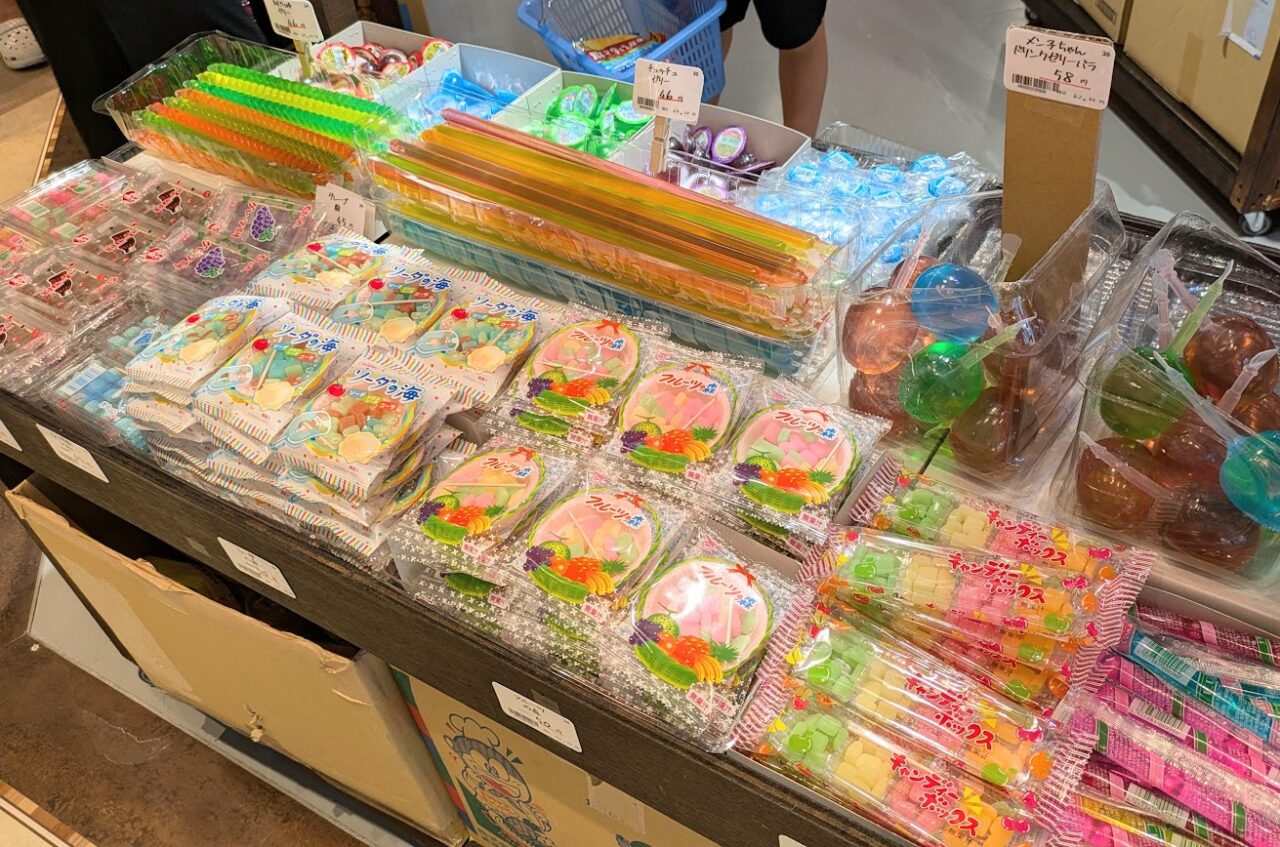 新潟市中央区ラブラ２の駄菓子えちごラブラ万代店