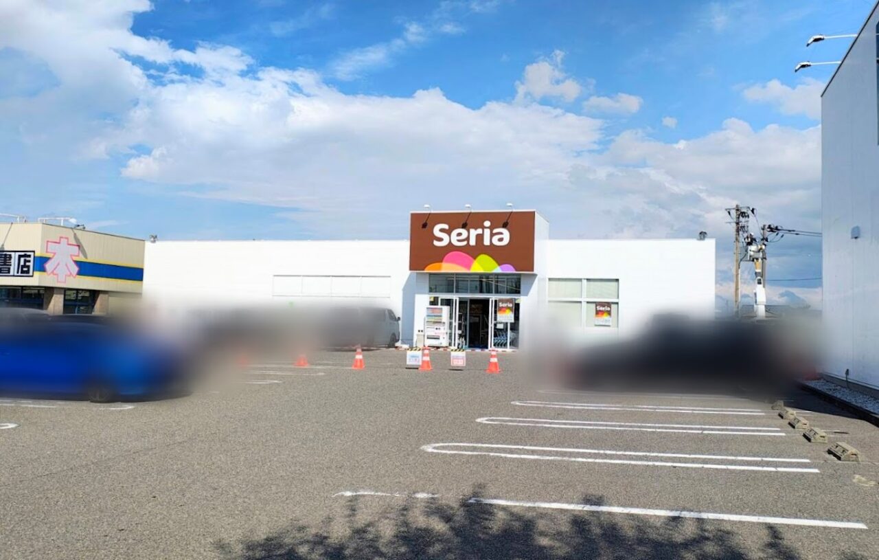 新潟市東区新松崎のセリア新潟東店の外観