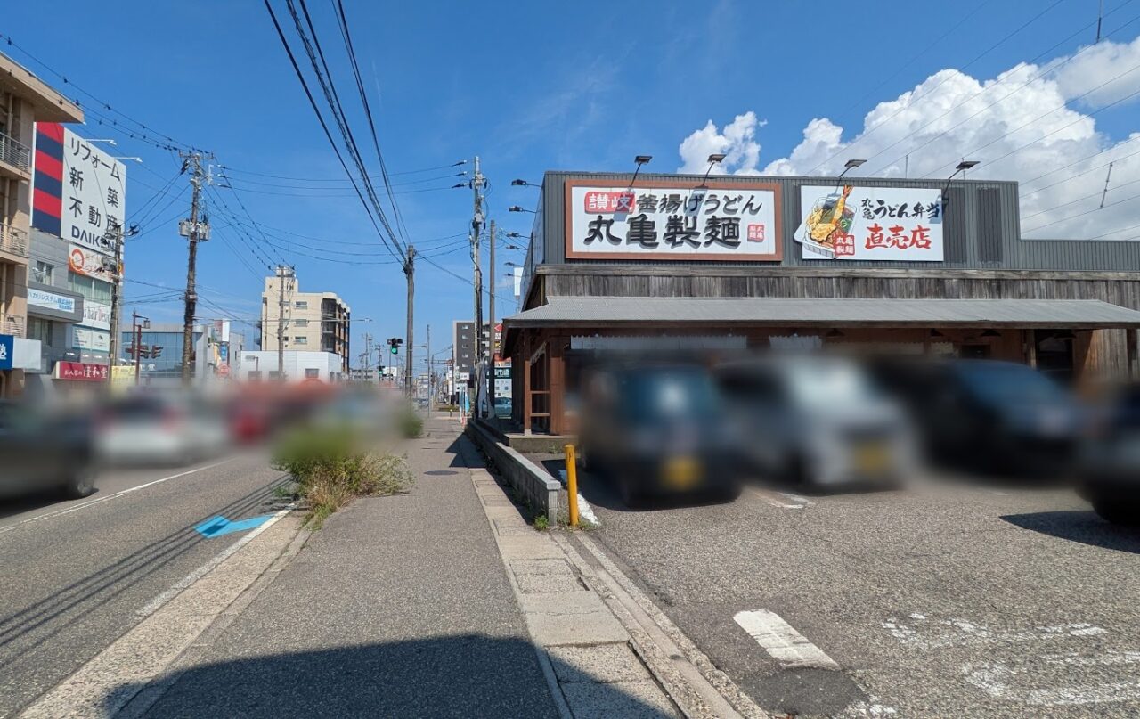新潟市中央区の丸亀製麺新潟中央店の外観