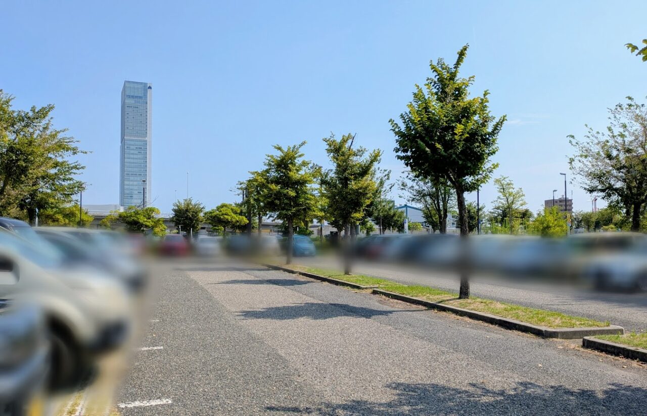新潟市中央区の万代島駐車場